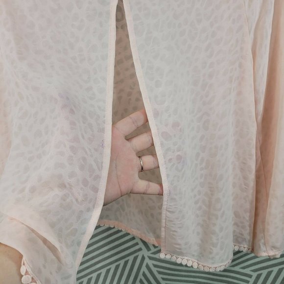 New Love Culture Size Medium Top Flowy Lightweight Mesh pink Peekaboo back - Picture 5 of 9